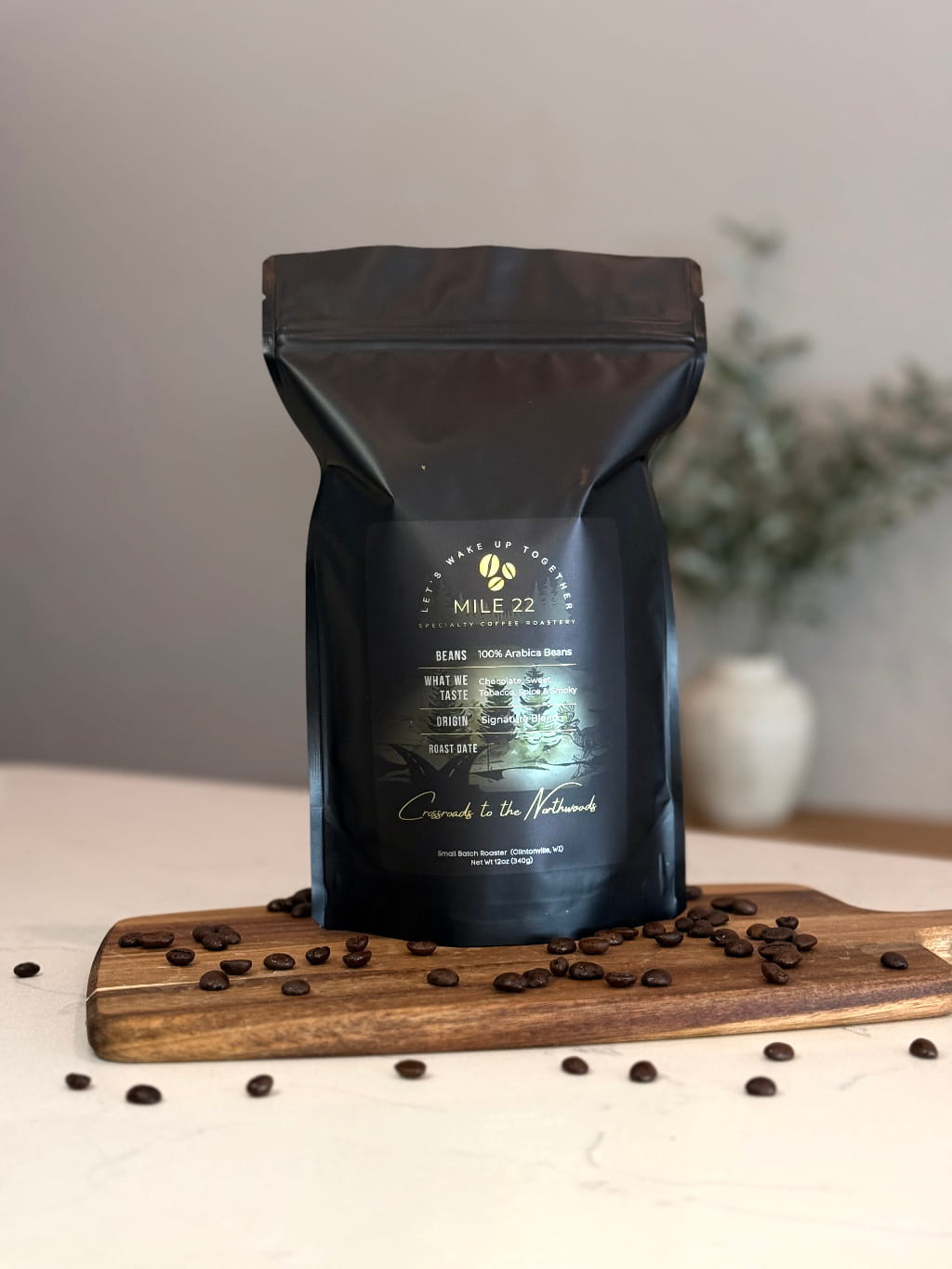 Buy Crossroads to the Northwoods coffee beans online made from 100% Arabica, freshly roasted with chocolate, tobacco, and smoky notes, perfect for bold rich coffee and everyday brewing