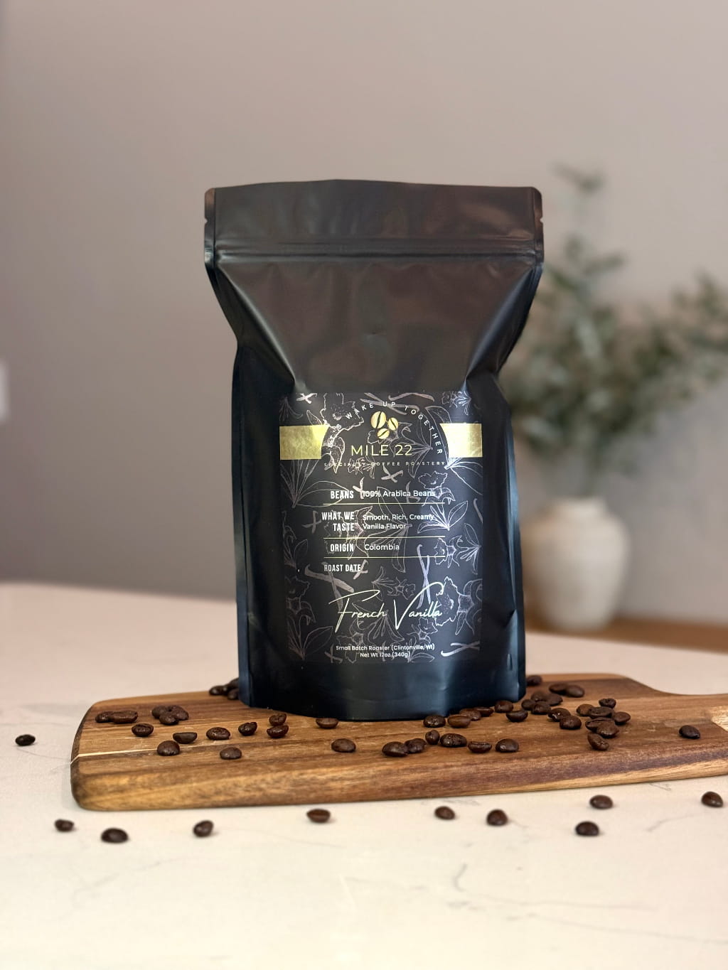 Buy French vanilla coffee beans online made from 100% Arabica, freshly roasted with smooth rich creamy vanilla flavor, perfect for flavored coffee lovers and daily brewing